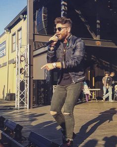 Chris Lane