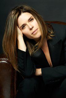 Neve Campbell