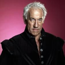 Simon Callow