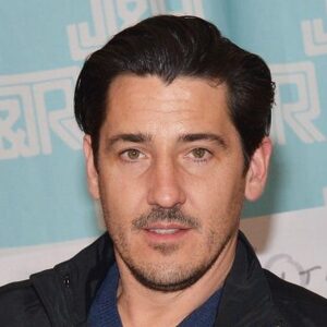 Jonathan Knight