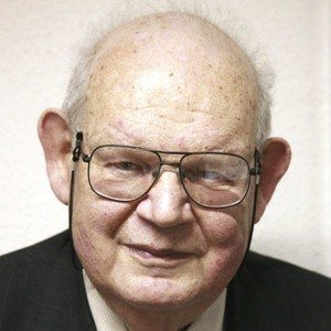 Benoit Mandelbrot