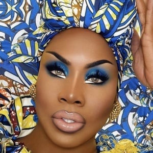 Monet x Change