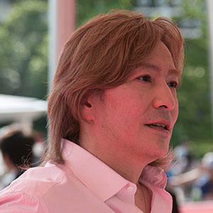 Tetsuya Komuro