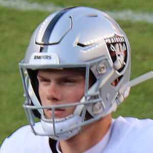 Daniel Carlson